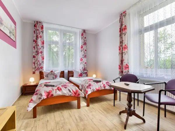 Willa Diament Kudowa-Zdrój Exterior foto